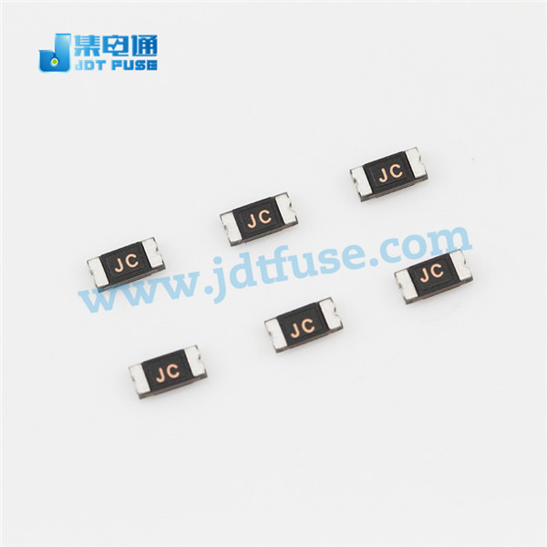 低內阻貼片保險絲