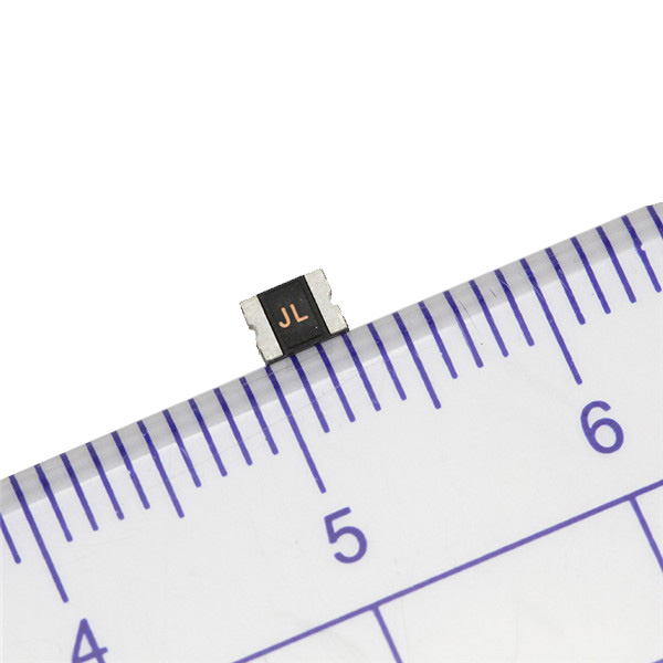 1210低內(nèi)阻保險絲