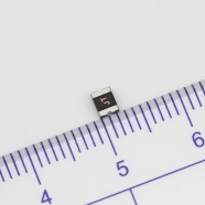 1210低內(nèi)阻保險絲